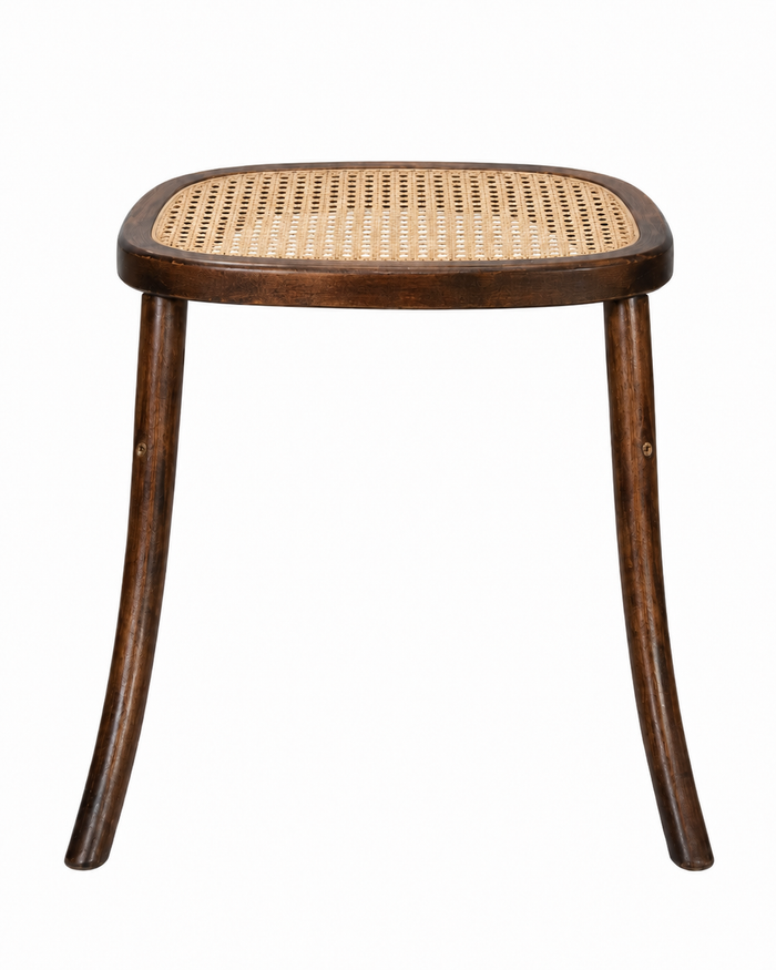 Reparación de silla tipo Thonet con asiento de rejilla natural prefabricada